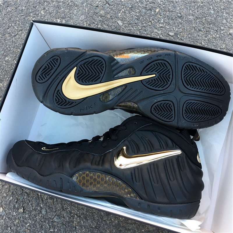 Authentic Nike Air Foamposite Pro “Black - Metallic Gold”